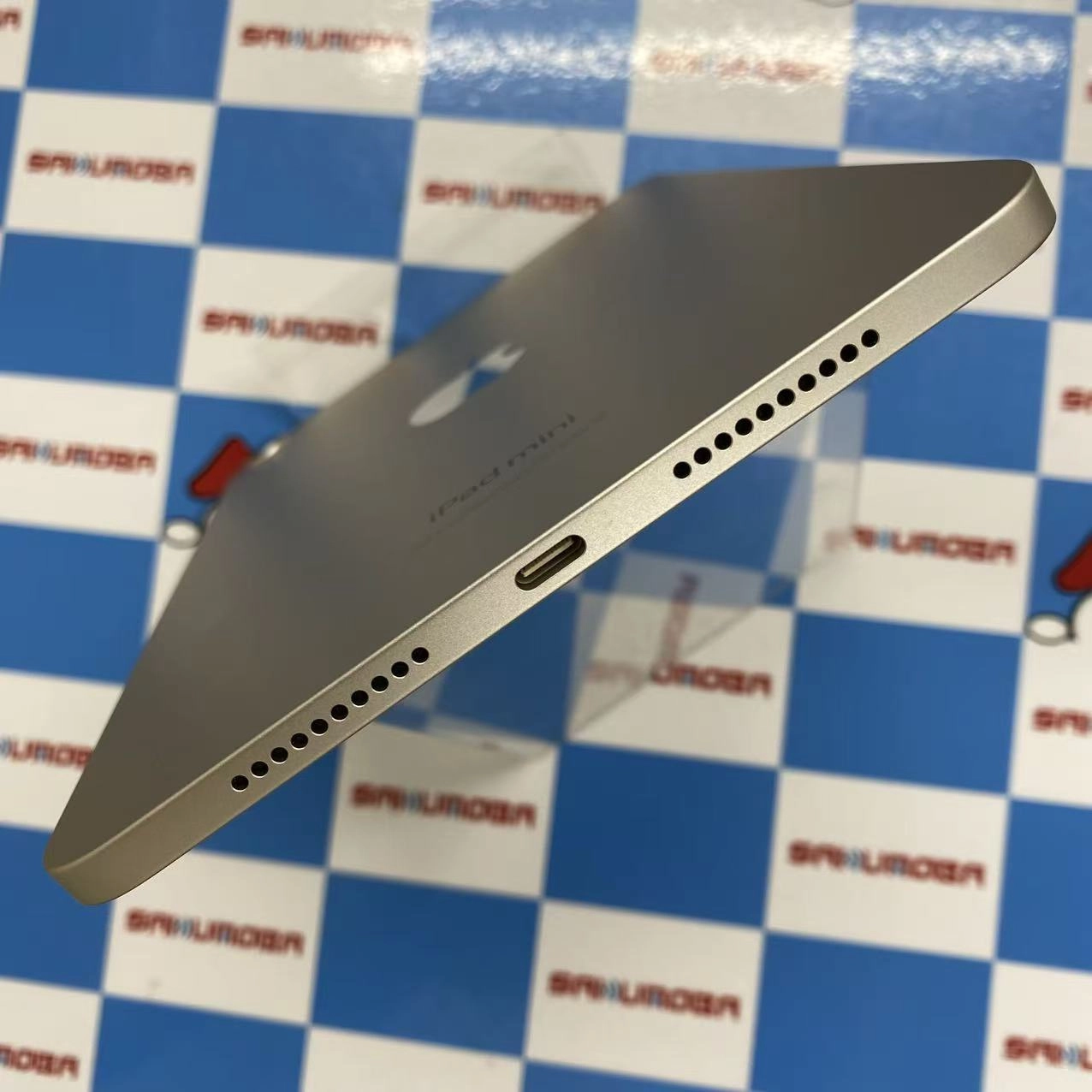 iPad mini 第7世代 (A17 Pro) Wi-Fiモデル 128GB スターライト 4XN83J/A ジャンク品