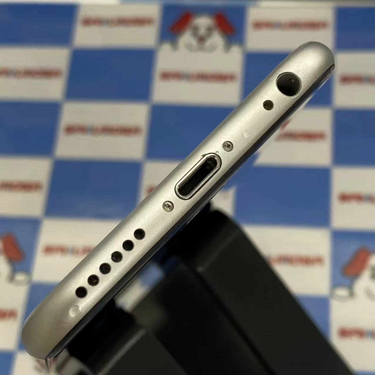 iPhone6 16GB スペースグレイ MG472J/A docomo訳あり品