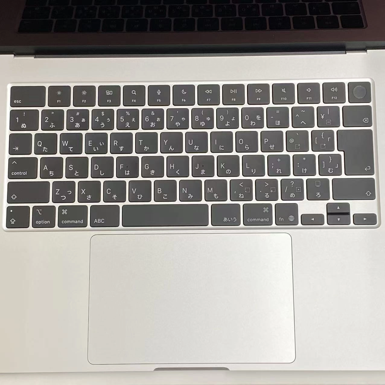 MacBook Air Early2026 15インチ Apple M5 16GB/512GB シルバー MDV94J/A 新品同様