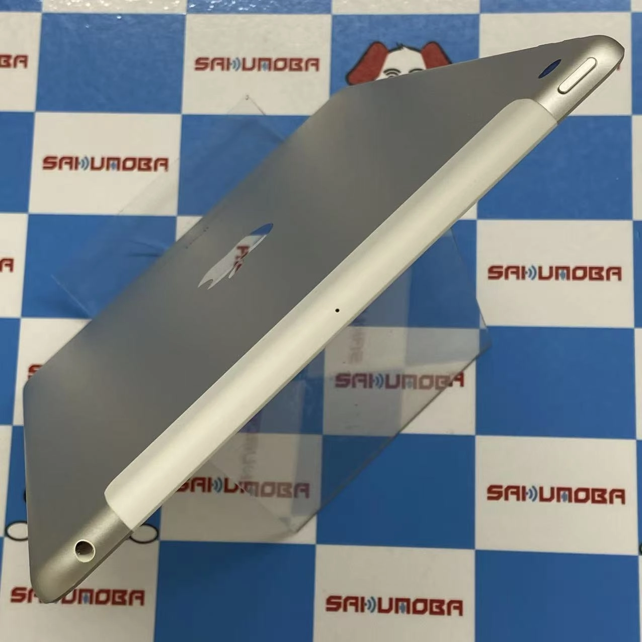 iPad 第6世代 Wi-Fi+Cellularモデル 32GB シルバー MR6P2J/A docomo版SIMフリー訳あり品