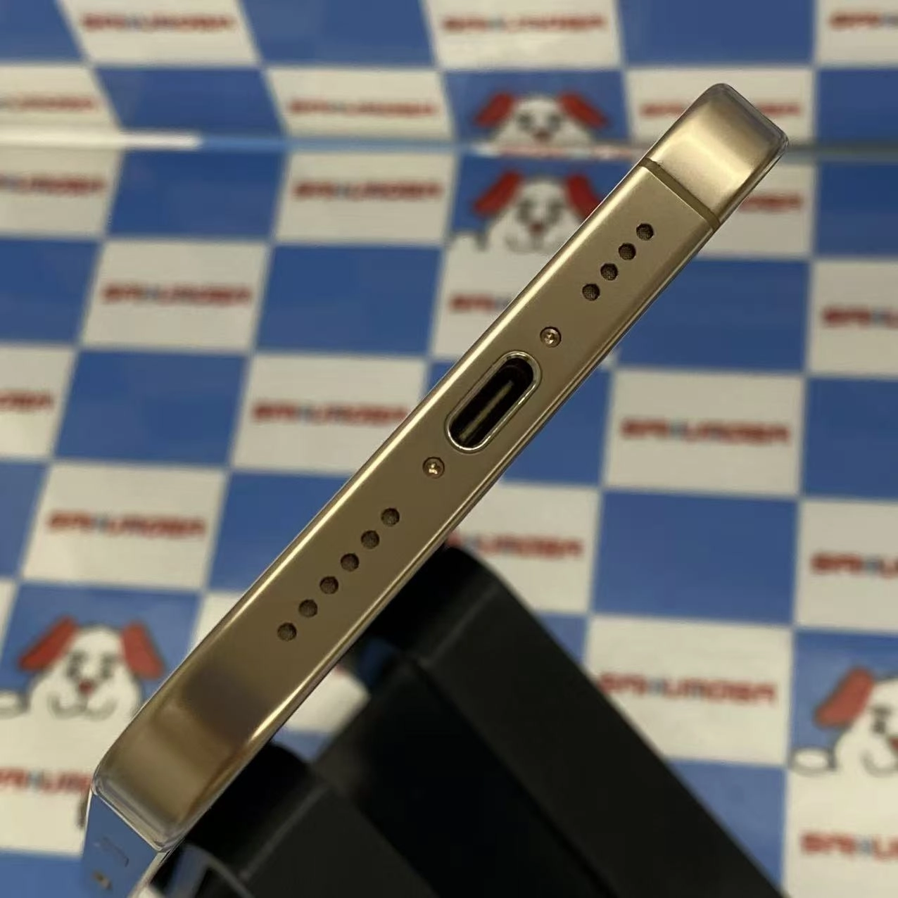 iPhone16 Pro Max 256GB デザートチタニウム MYWJ3J/A SIMフリー新品同様