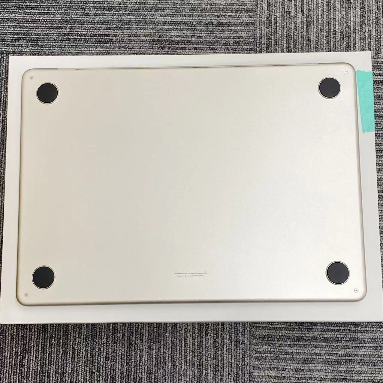 MacBook Air Early2026 13インチ Apple M5 16GB/512GB スターライト MDHA4J/A 新品同様