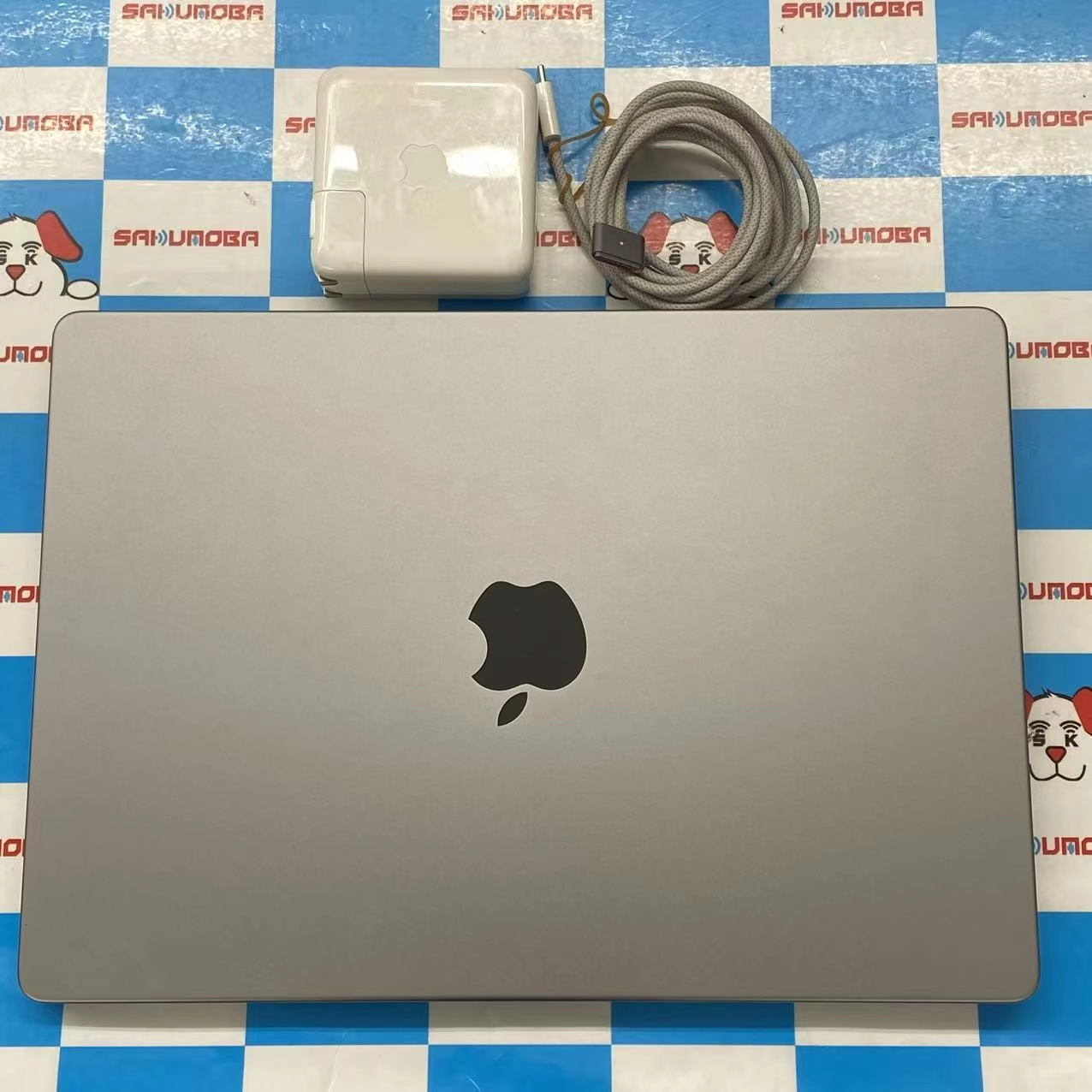 MacBook Pro 14インチ Early2023 Apple M2 Pro(10コア) 16コアGPU 16GB/512GB シルバー MPHH3J/A 極美品