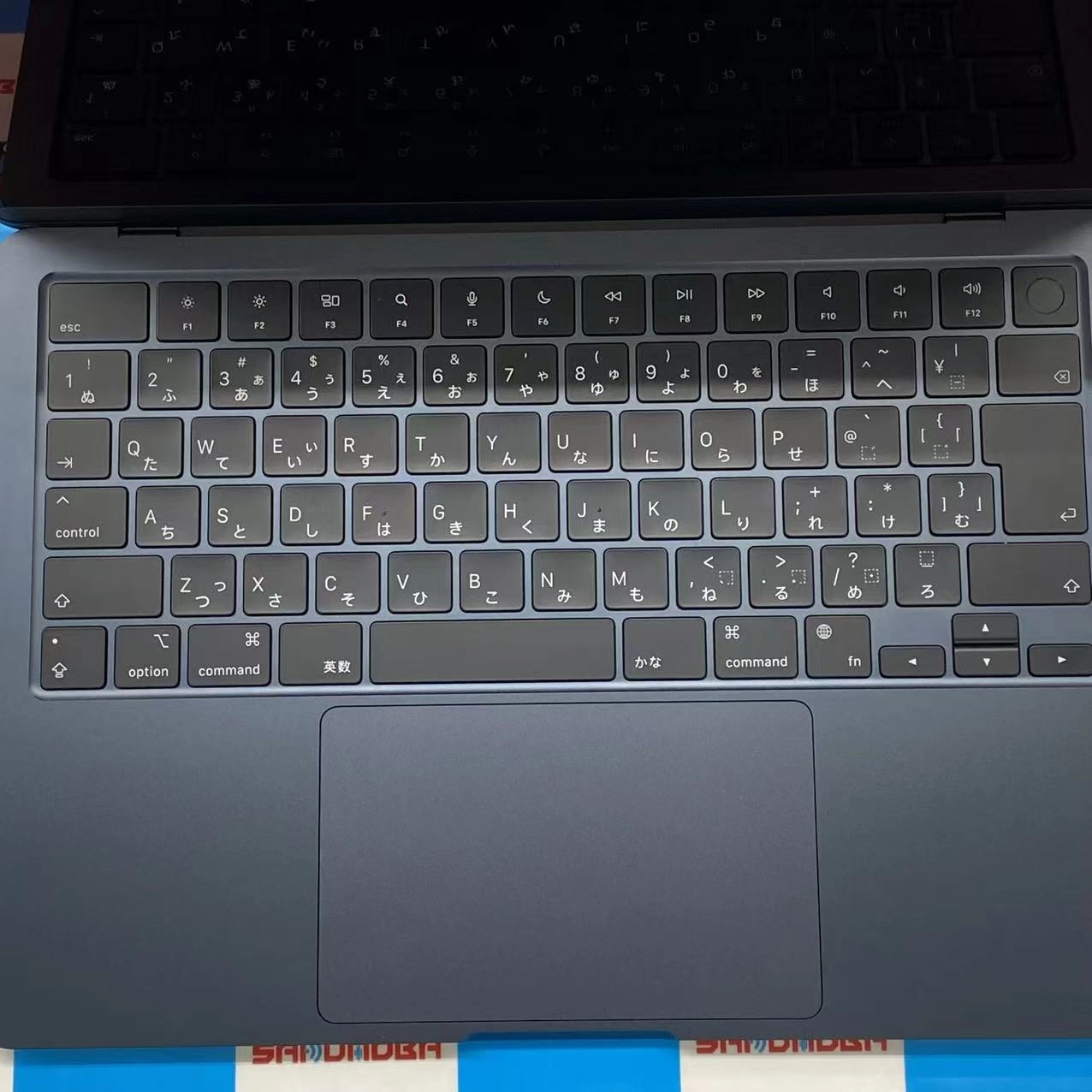 Macbook air 13インチ Early2024 Apple M3 8GB/256GB ミッドナイト MRXV3J/A