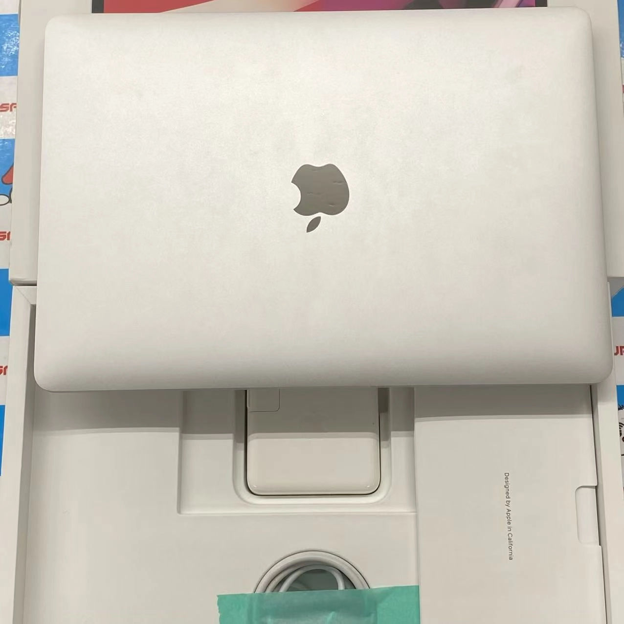 MacBook Pro 13インチ M1 2020 16GB/1TB シルバー A2338 美品