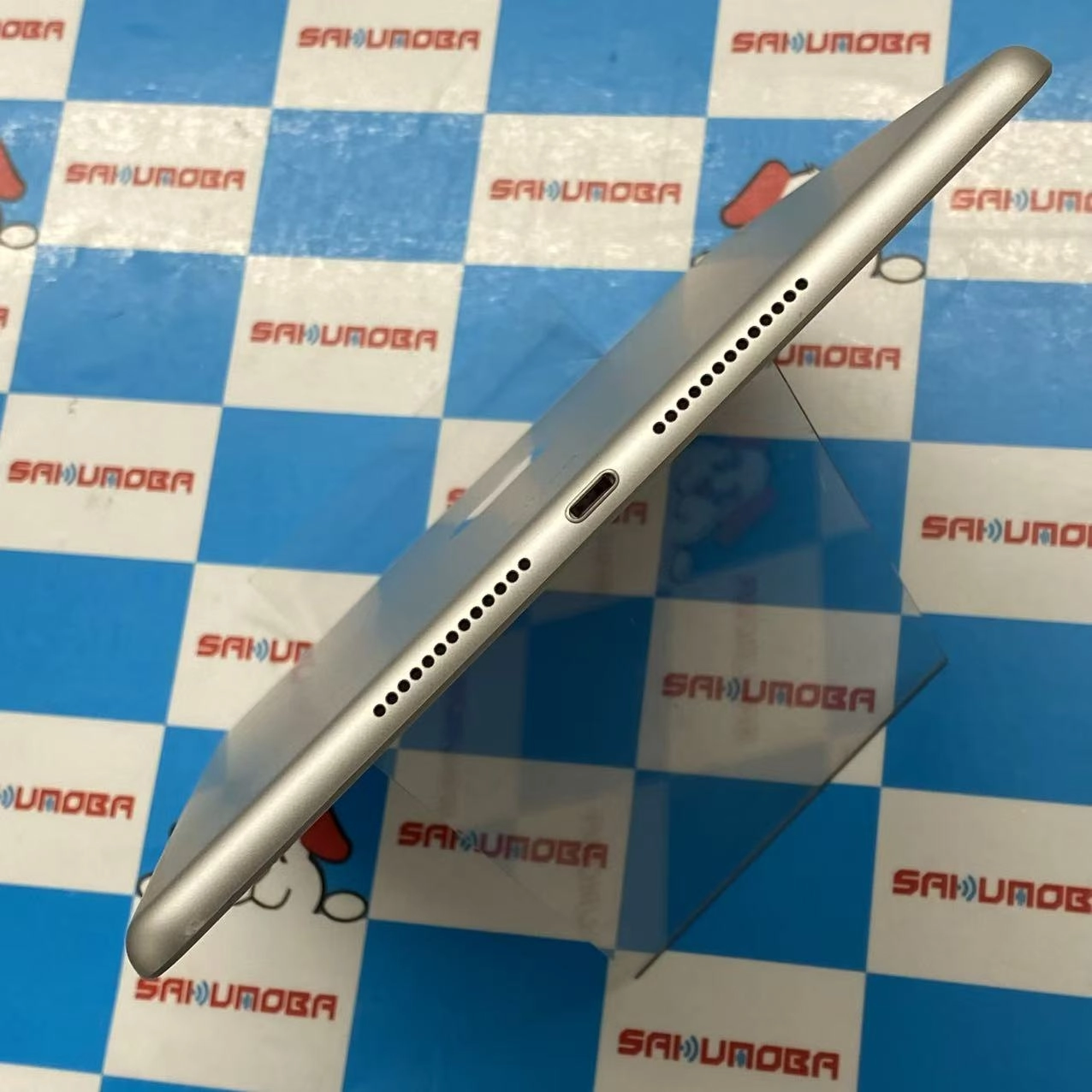 iPad 第7世代 Wi-Fi+Cellularモデル 32GB  MW6C2J/A AU版SIMフリー訳あり品 シルバー au