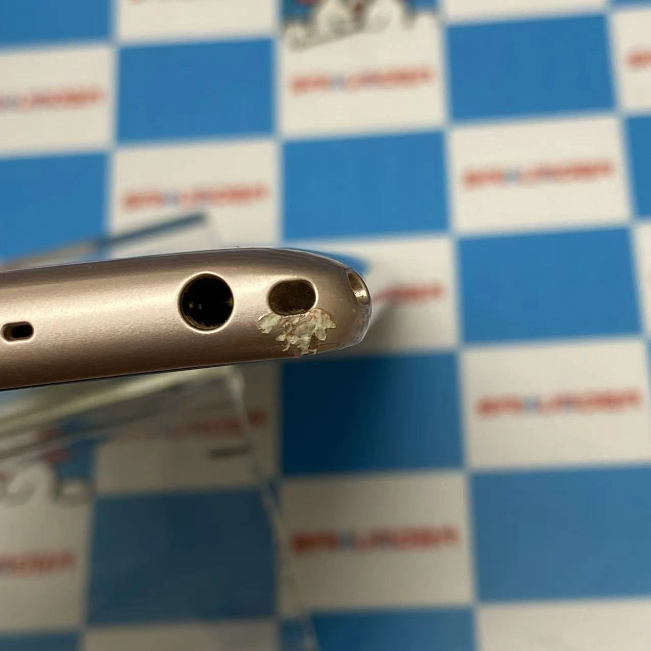 arrows Be4 32GB ゴールド F-41A docomo版SIMフリー