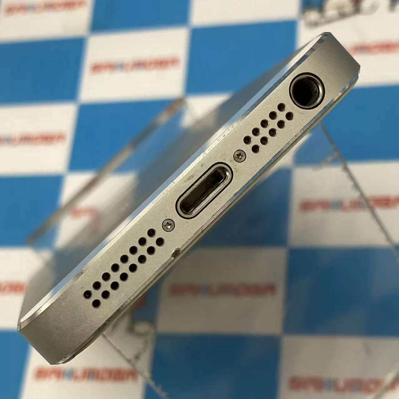 iPhone5s 32GB シルバー ME336J/A docomo 訳あり品