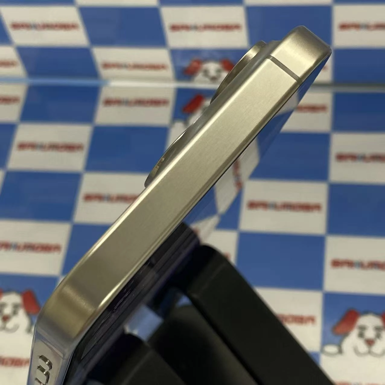 iPhone15 Pro Max 256GB ナチュラルチタニウム MU6R3J/A AU版SIMフリー au