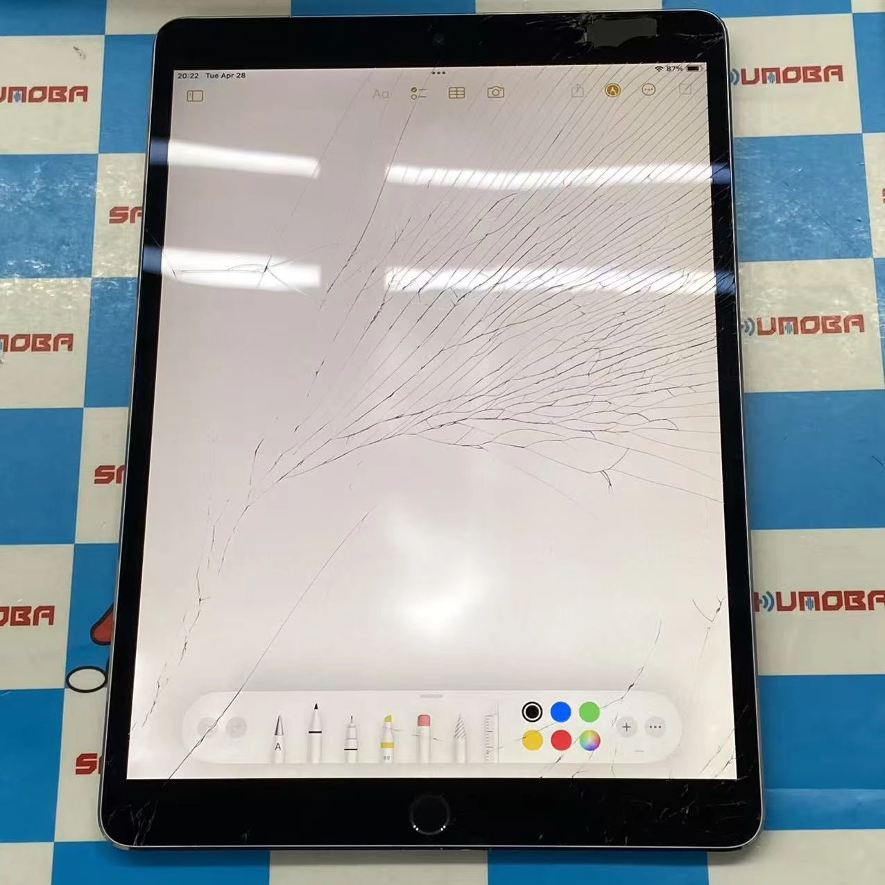 iPad Pro 10.5インチ Wi-Fi+Cellular 64GB スペースグレイ MQEY2J/A AU版SIMフリージャンク品 au