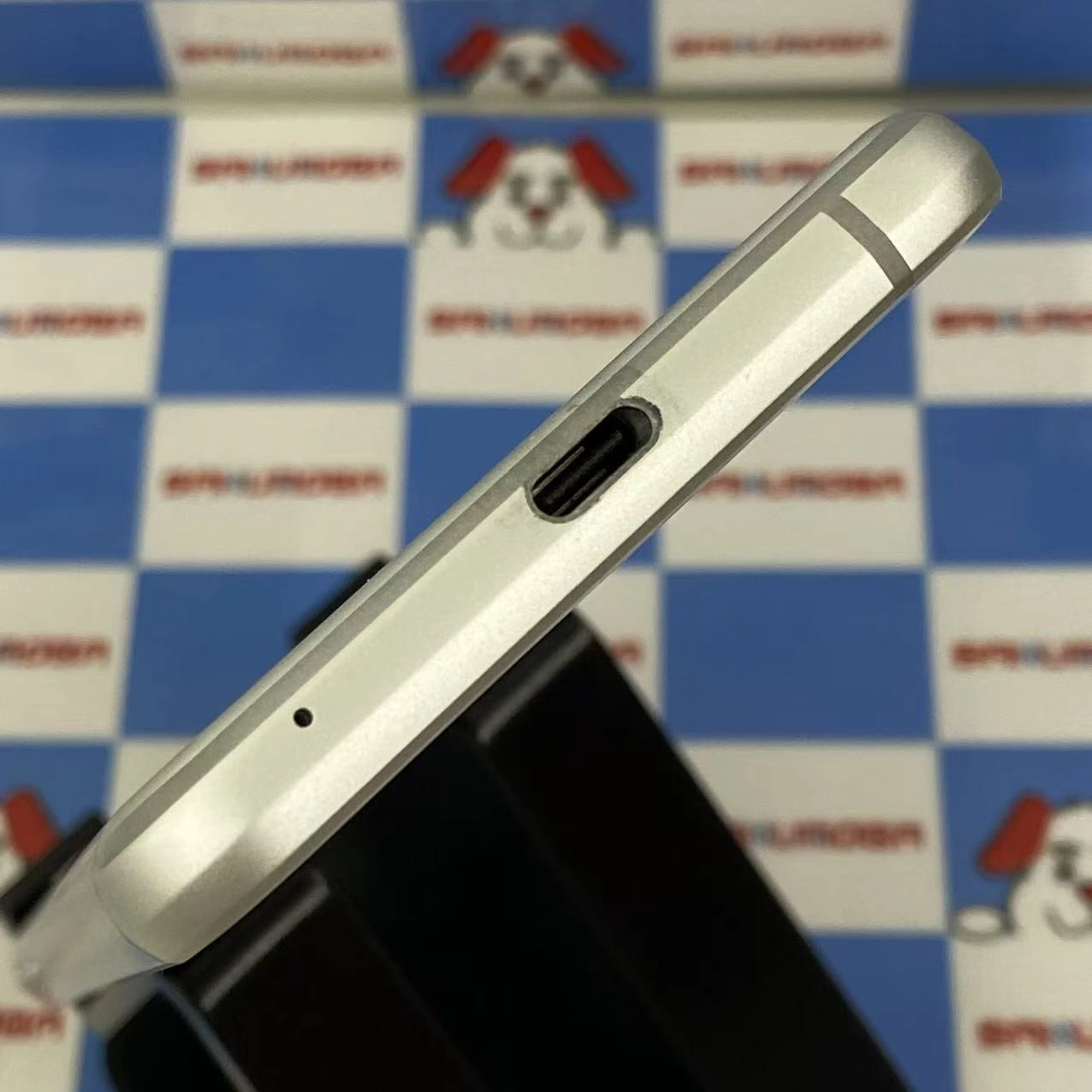 AQUOS sense3 lite 64GB シルバーホワイト SH-RM12 楽天モバイル版SIMフリー美品