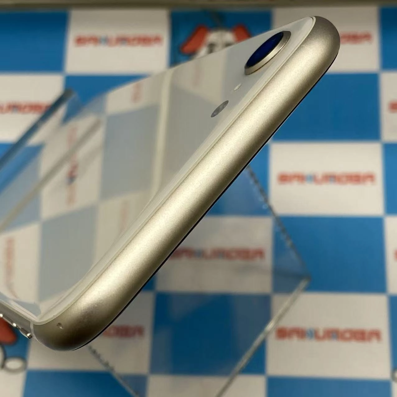 iPhoneSE 第3世代 64GB スターライト MMYD3J/A SoftBank版SIMフリー