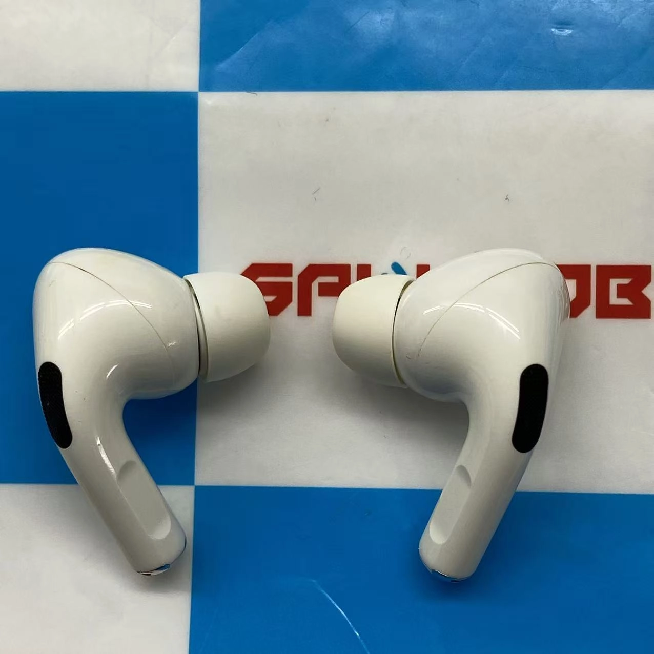 AirPods Pro 第1世代 2019年モデル ホワイト MWP22J/Aジャンク品