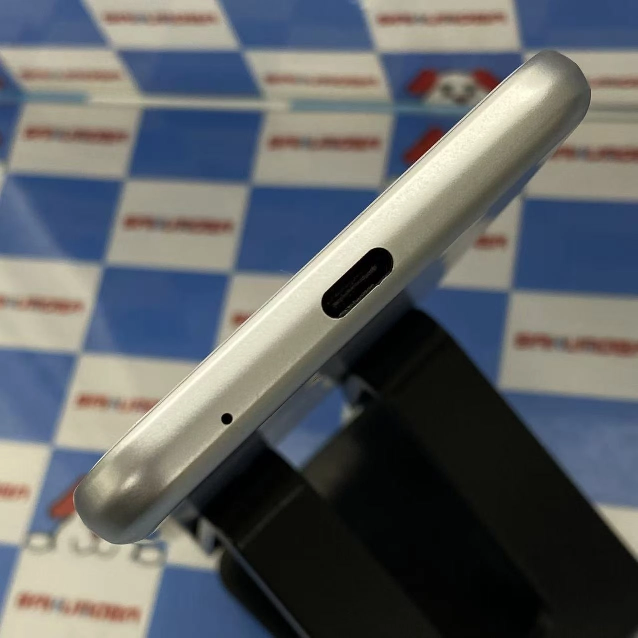AQUOS sense2 32GB ホワイトシルバー SH-M08 SIMフリー