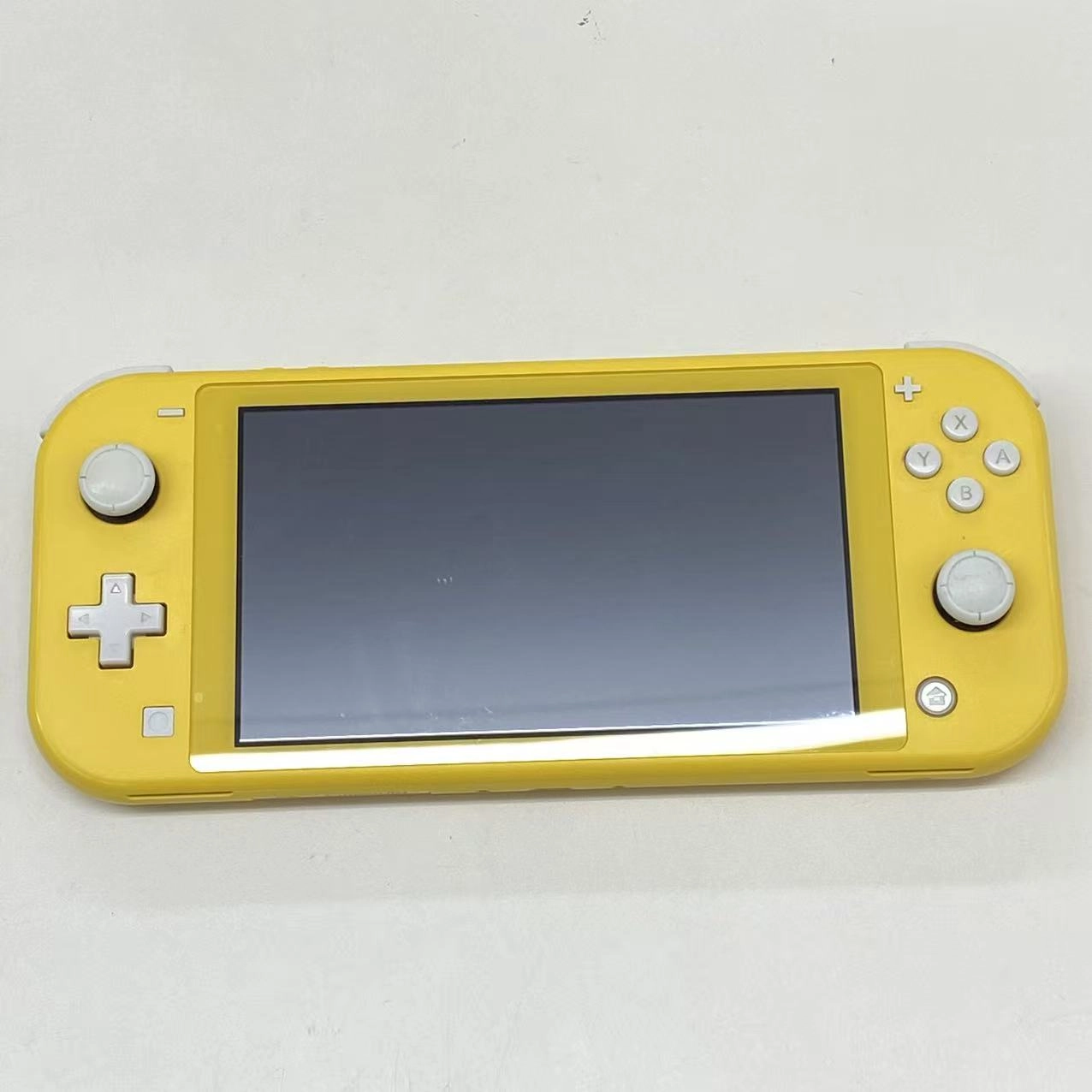 Nintendo Switch Lite 2019年モデル 32GB イエロー HDH-001