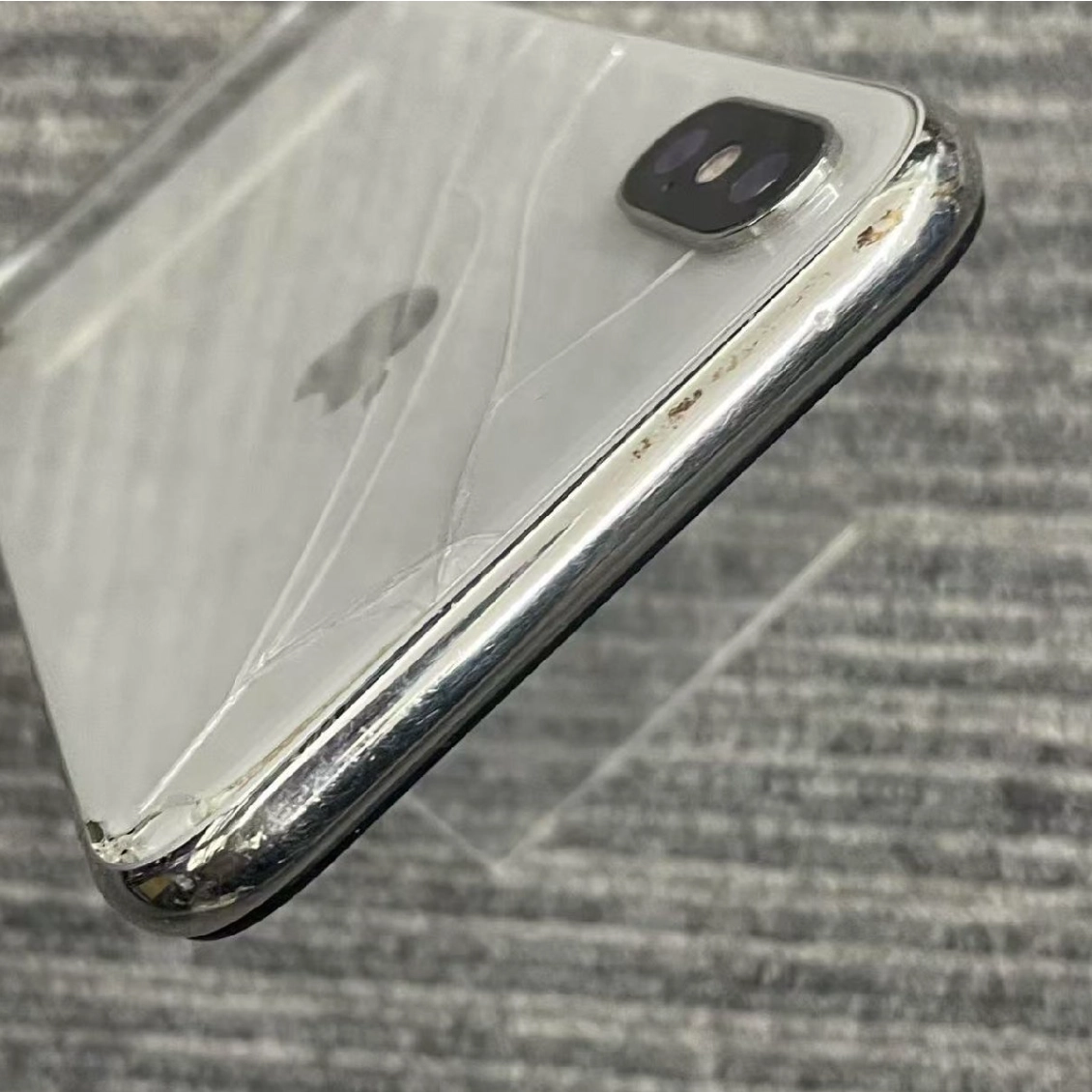 iPhoneX 256GB シルバー MQAY2J/A ストア版 ジャンク品