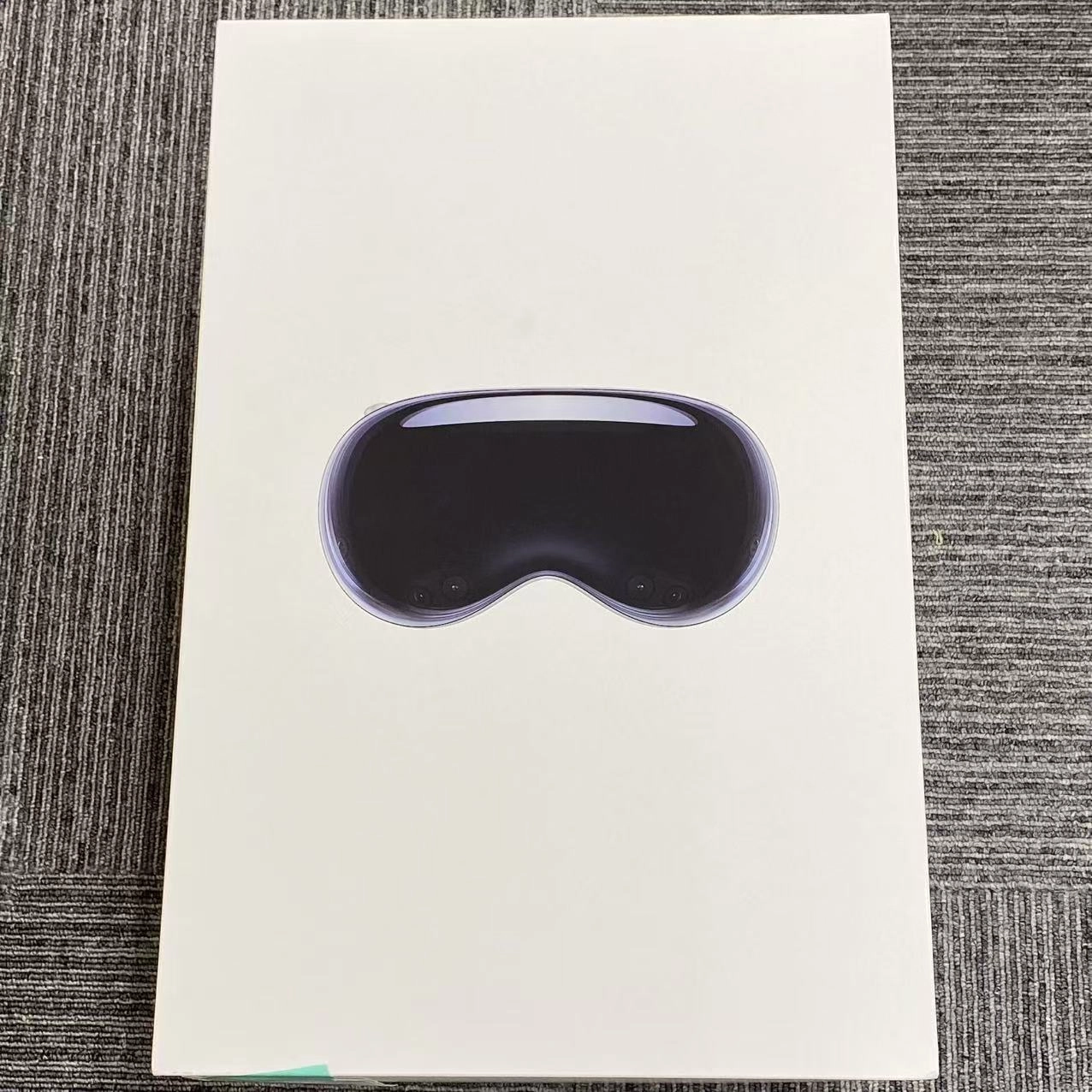 Apple Vision Pro (M5) 256GB 標準カラー MFHE4J/A 開封未使用品
