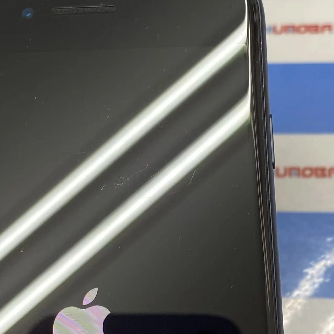 iPhoneSE 第3世代 128GB ミッドナイト MMYF3J/A AU版SIMフリー