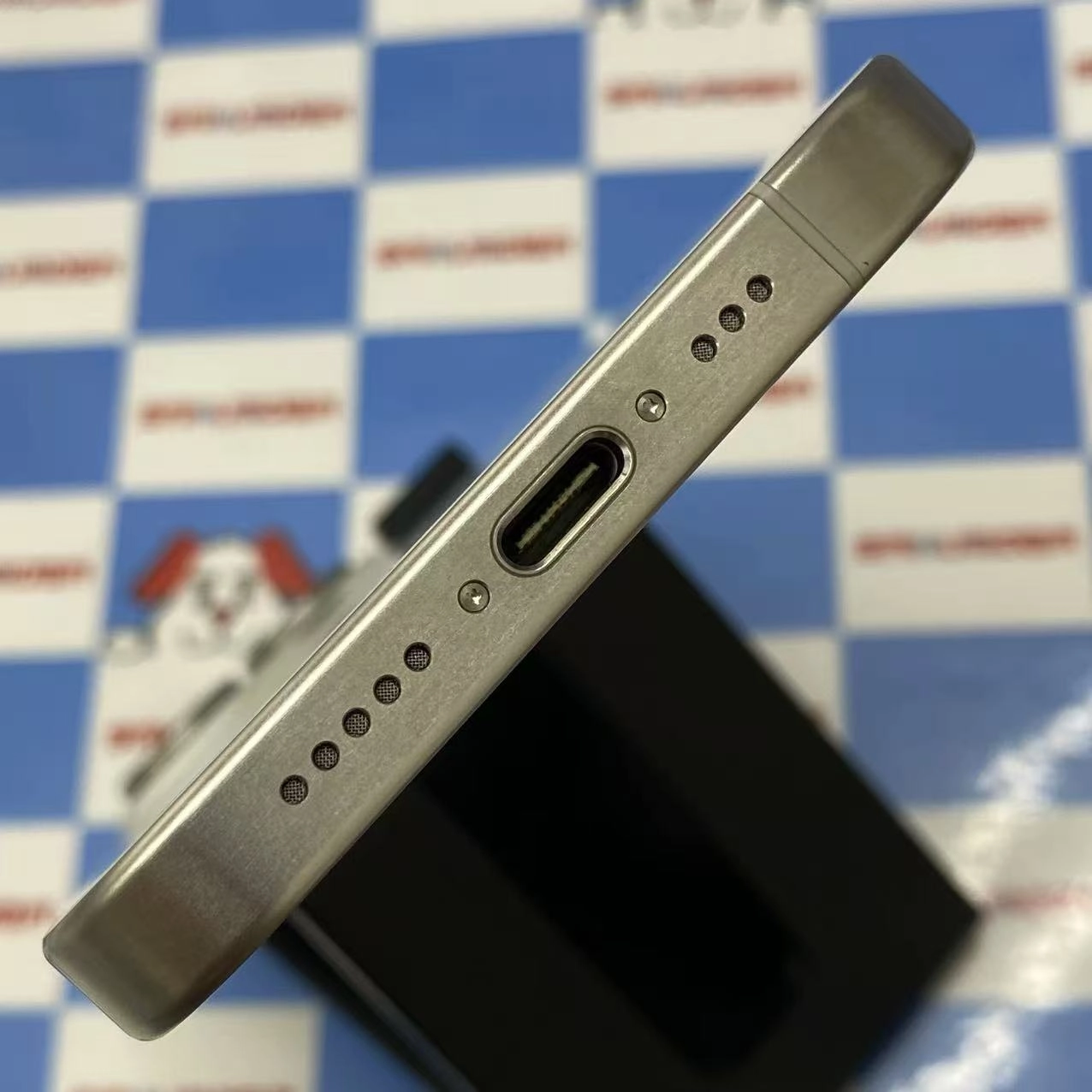 iPhone15 Pro 128GB ホワイトチタニウム MTU83J/A SIMフリー 極美品