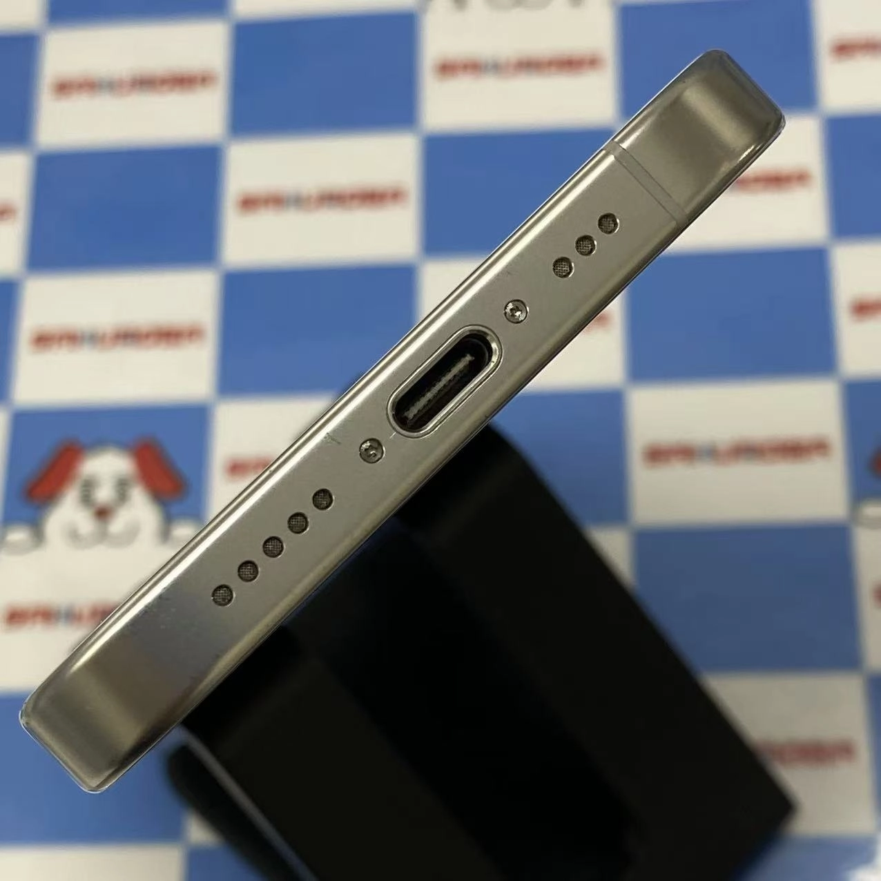 iPhone16 Pro 128GB ホワイトチタニウム MYMW3J/A SIMフリー 美品