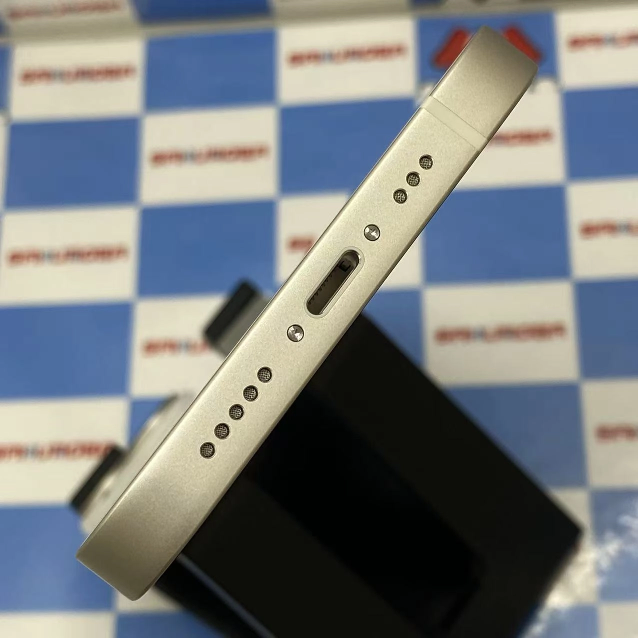 iPhone14 128GB スターライト NPUQ3J/A docomo版SIMフリー 交換未使用品