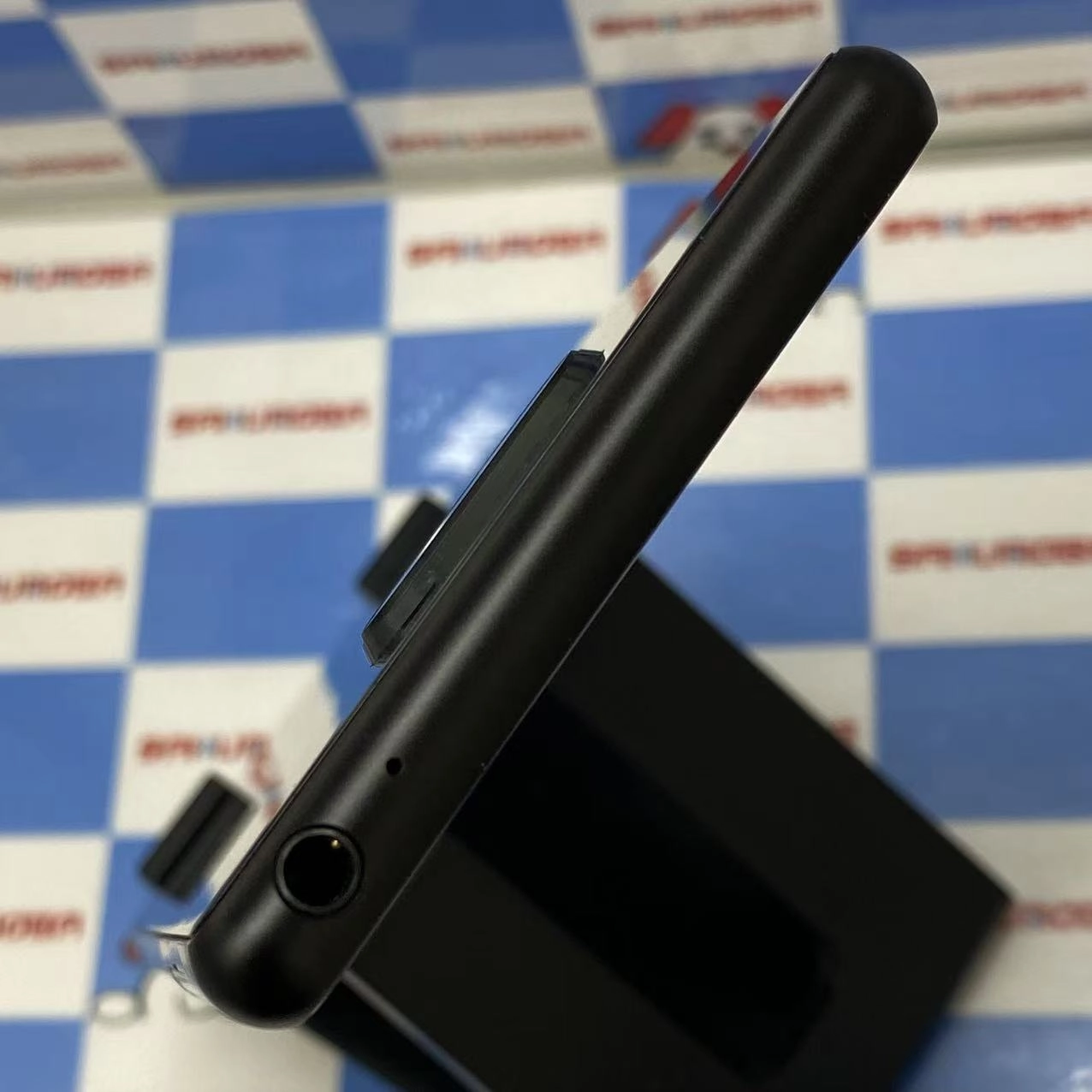 Xperia 8 64GB ブラック 902SO SoftBank版SIMフリー 美品
