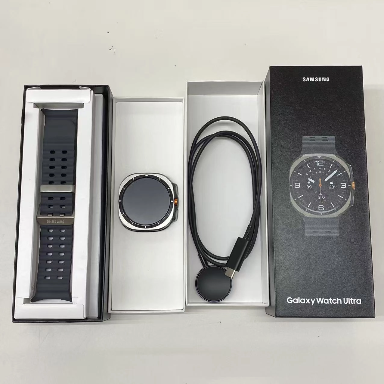 Galaxy Watch Ultra LTEモデル 32GB SM-L705F AU版SIMフリー 極美品 チタニウムシルバー au