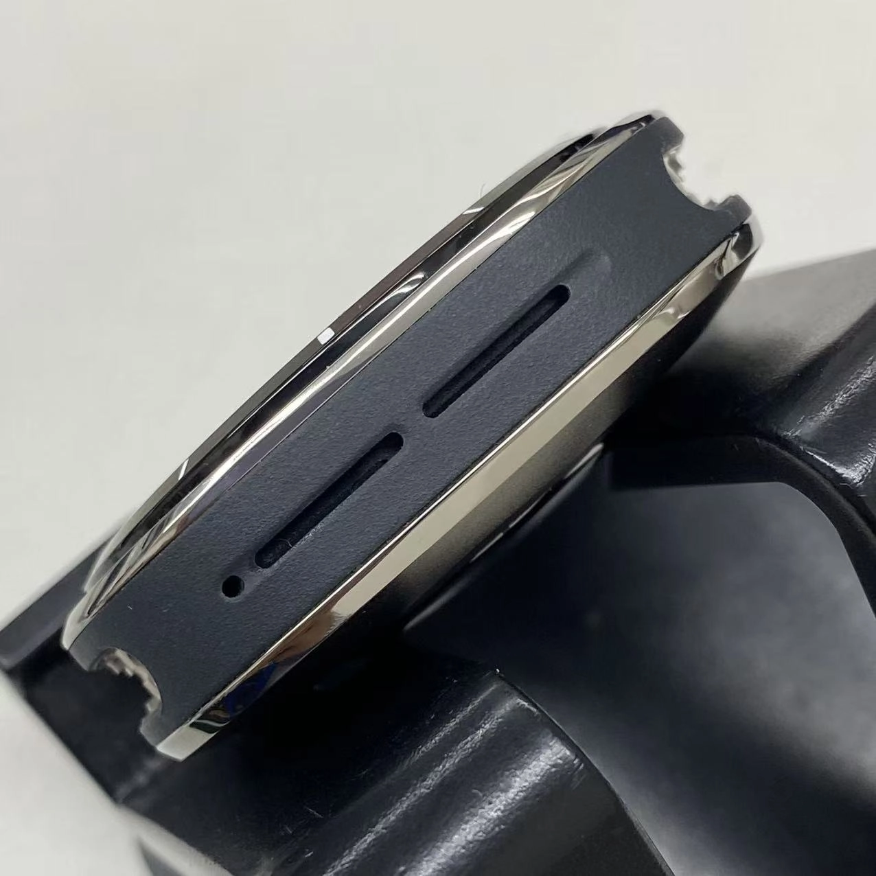 Galaxy Watch Ultra LTEモデル 32GB SM-L705F AU版SIMフリー 極美品 チタニウムシルバー au