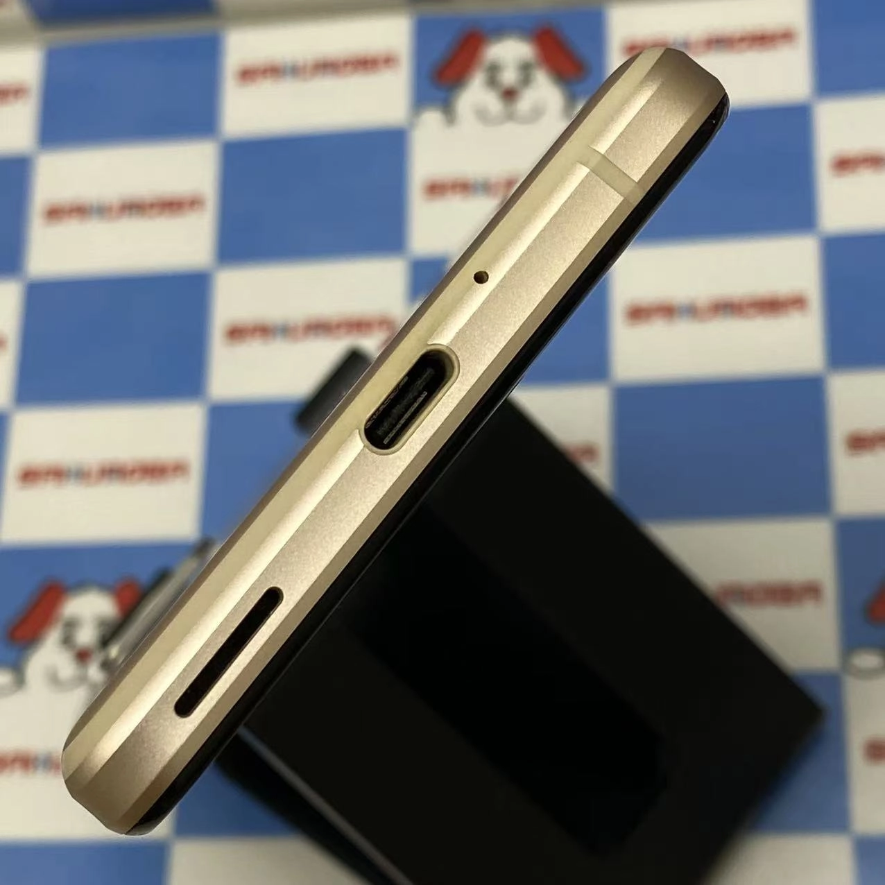 AQUOS sense4 64GB ライトカッパー SH-41A docomo版SIMフリー 美品