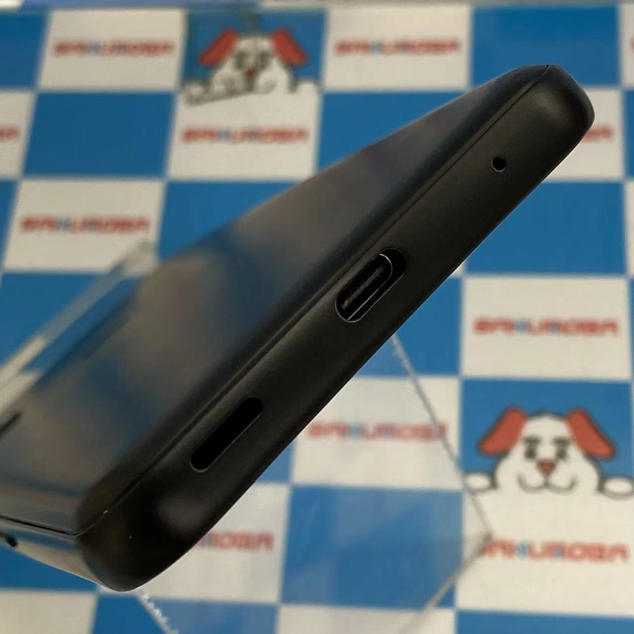 arrows We 64GB ブラック FCG01 AU版SIMフリー訳あり品 au
