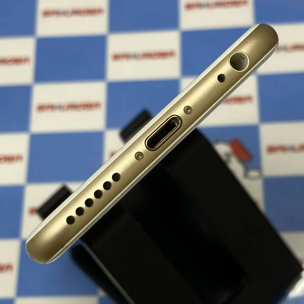 iPhone6 64GB ゴールド MG4J2J/A docomo 訳あり品