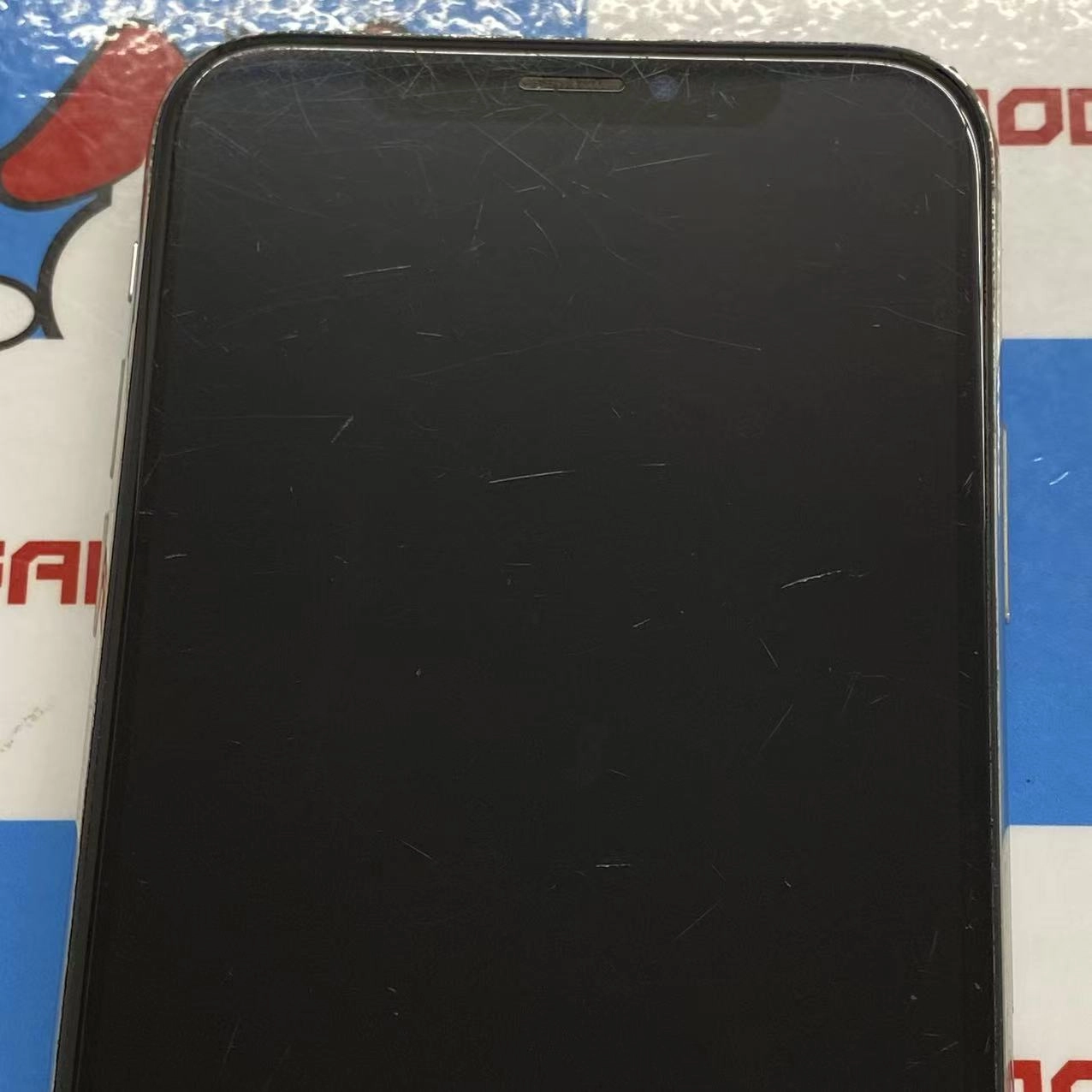 iPhoneX 256GB シルバー MQC22J/A docomo版SIMフリージャンク品