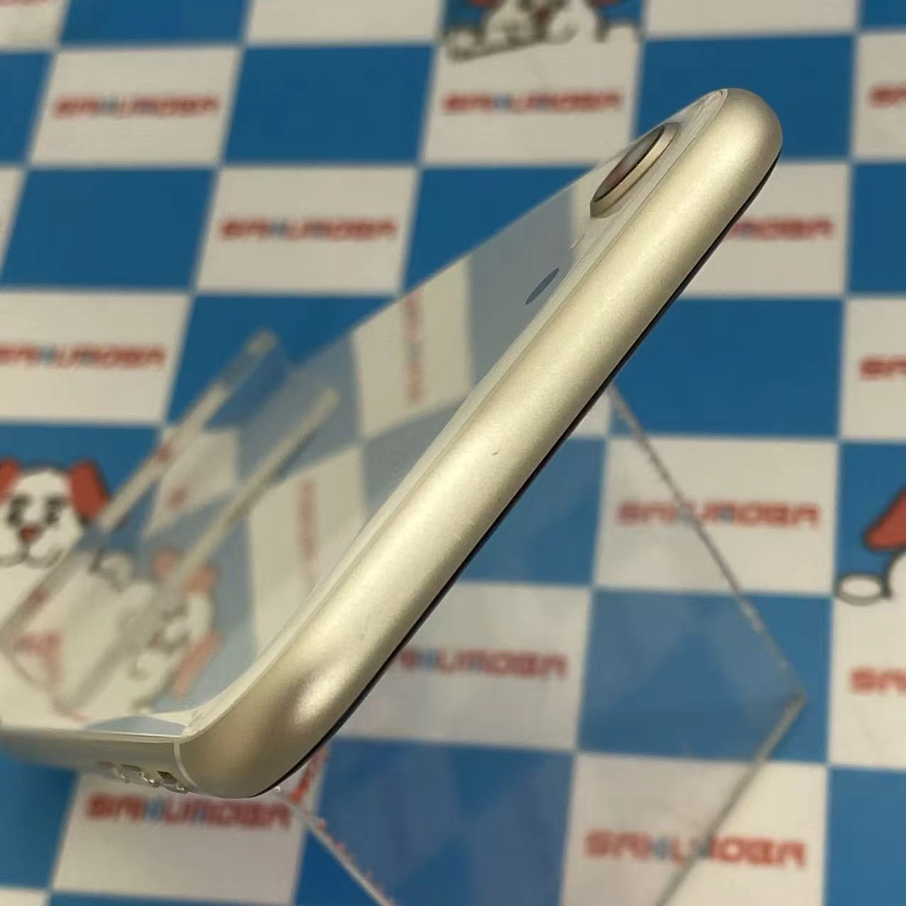 iPhoneSE 第3世代 128GB スターライト MMYG3J/A  SoftBank版SIMフリー