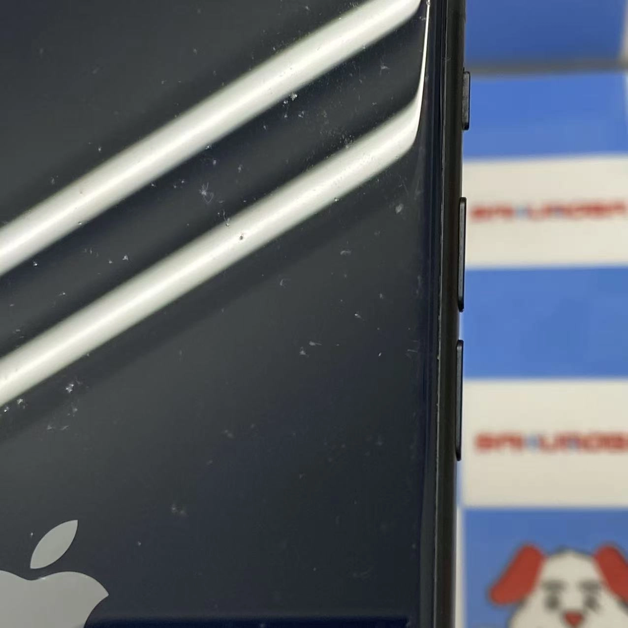 iPhoneSE 第3世代 64GB ミッドナイト MMYC3J/A docomo版SIMフリー