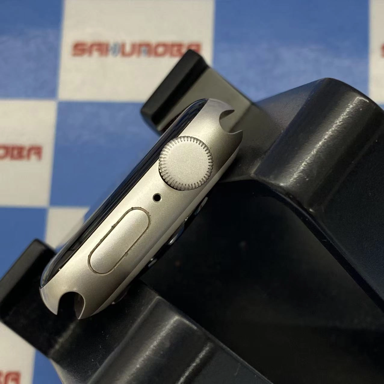 Apple Watch SE 第2世代 40mm GPSモデル 32GB スターライト MNL73J/A