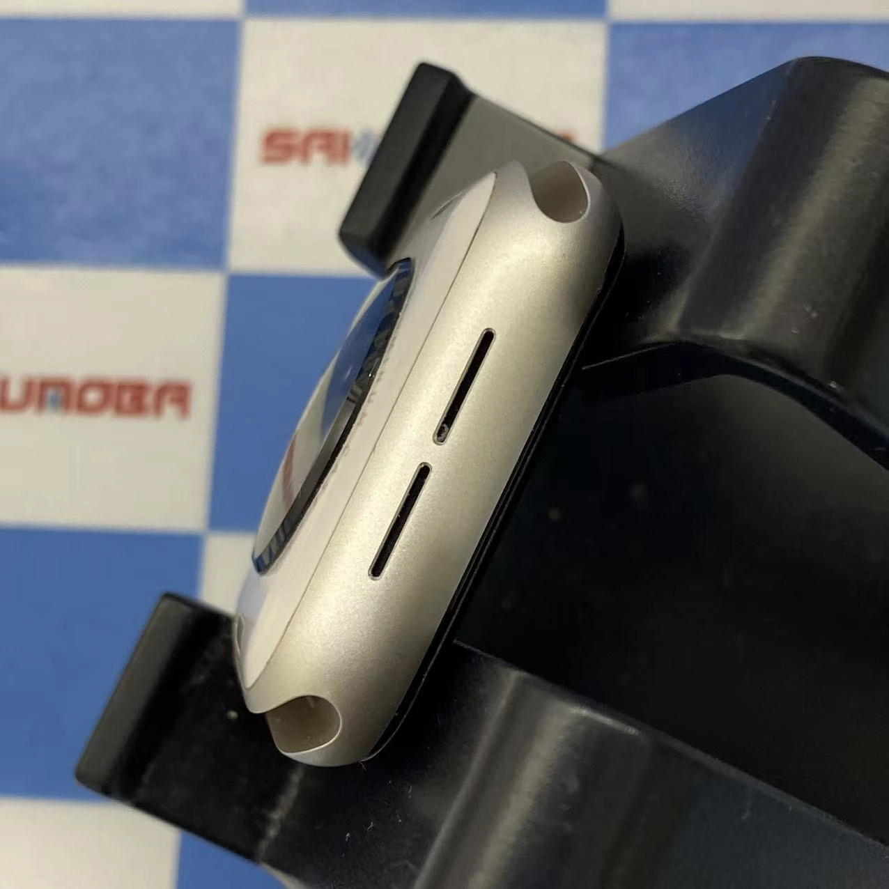 Apple Watch SE 第2世代 40mm GPSモデル 32GB スターライト MNJP3J/A訳あり品