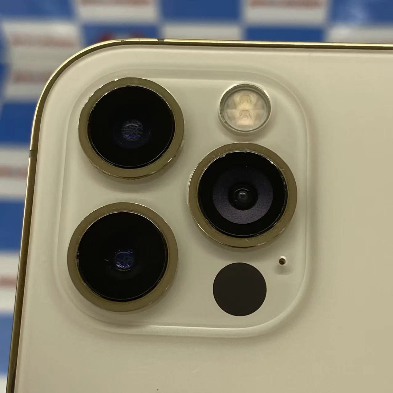 iPhone12 Pro 256GB ゴールド NGMC3J/A SoftBank版SIMフリージャンク品