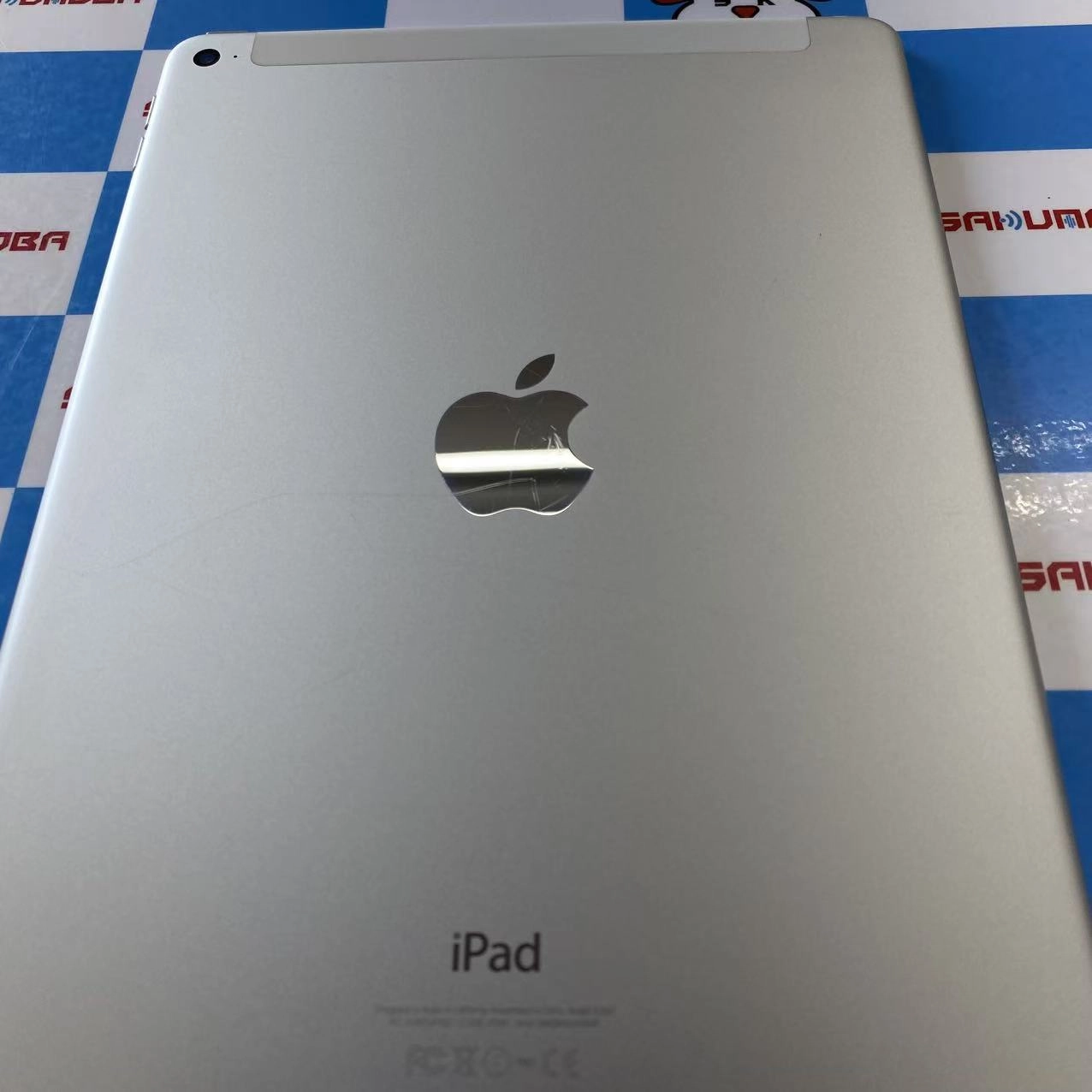 iPad Air 第2世代 Wi-Fi+Cellularモデル 16GB シルバー MGH72J/A SoftBank 訳あり品