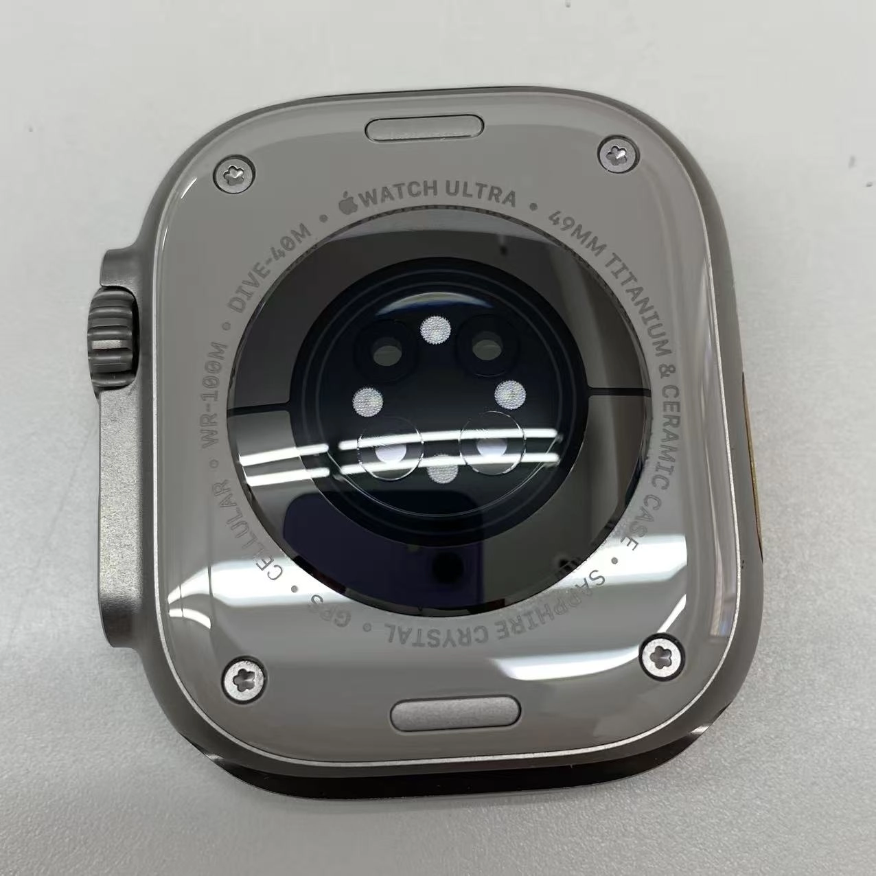 Apple Watch Ultra3 49mm GPS+Cellularモデル 64GB ナチュラル MEWU4J/A AU版SIMフリー 新品同様 au