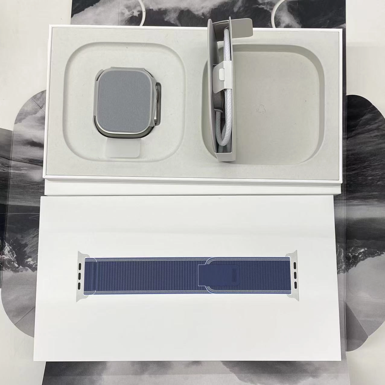 Apple Watch Ultra3 49mm GPS+Cellularモデル 64GB ナチュラル MEWU4J/A AU版SIMフリー 新品同様 au