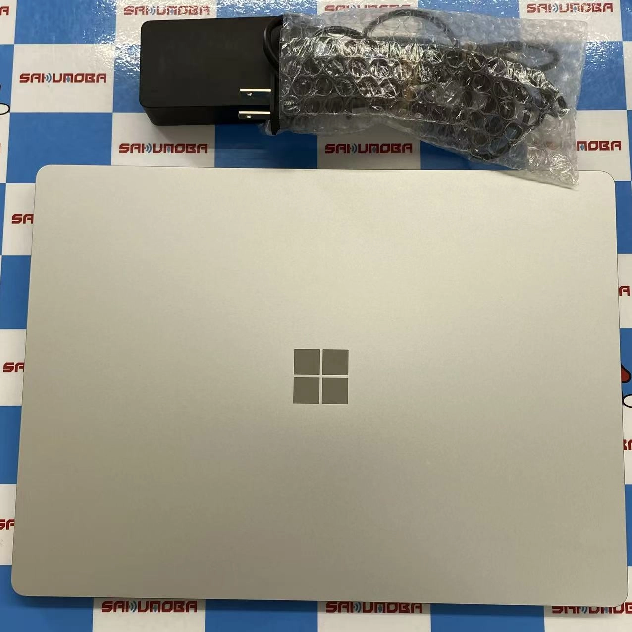 Surface Laptop 5 13.5インチ 8GB/256GB プラチナ QZI-00020 極美品
