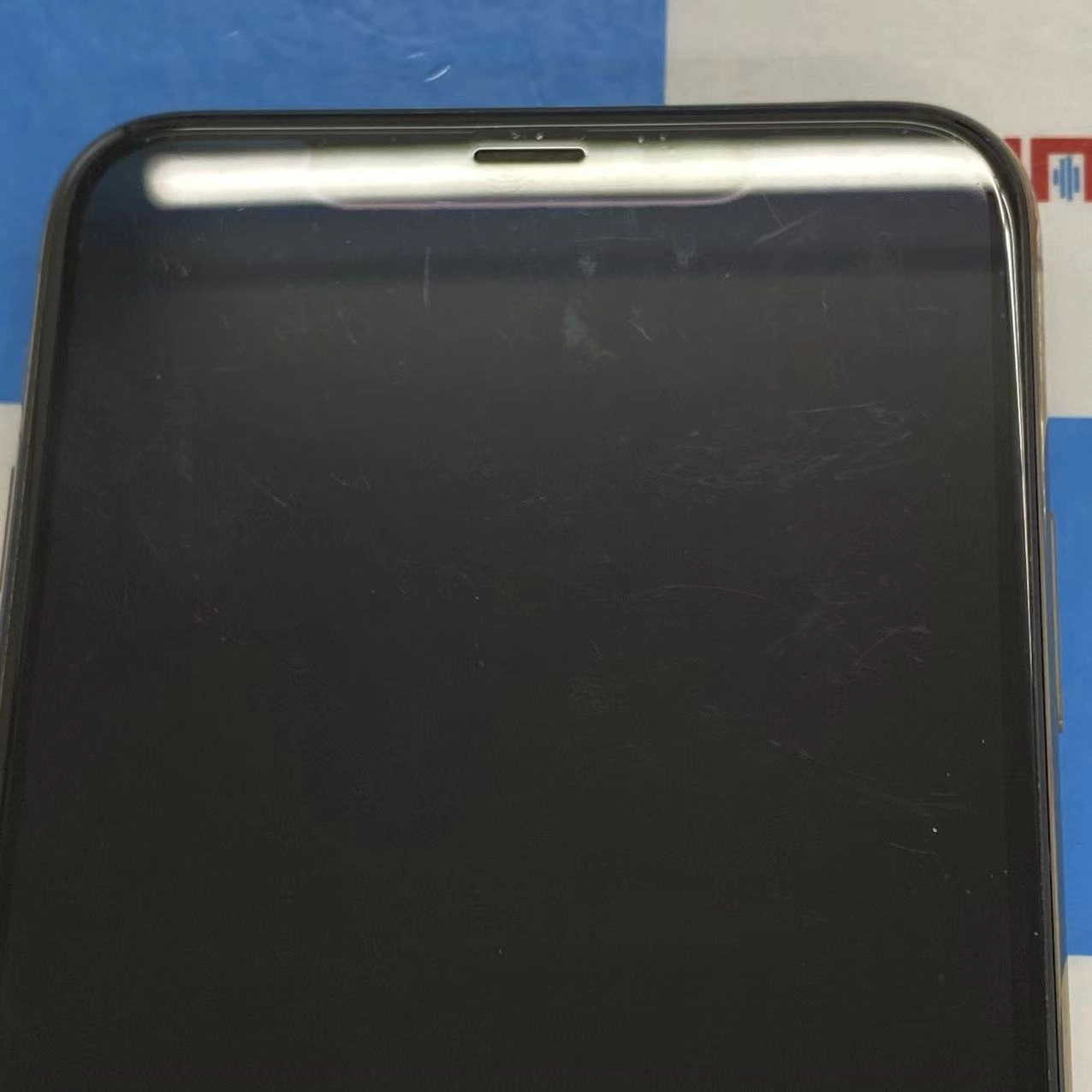 iPhoneXS Max 64GB ゴールド MT6T2J/A AU版SIMフリー au