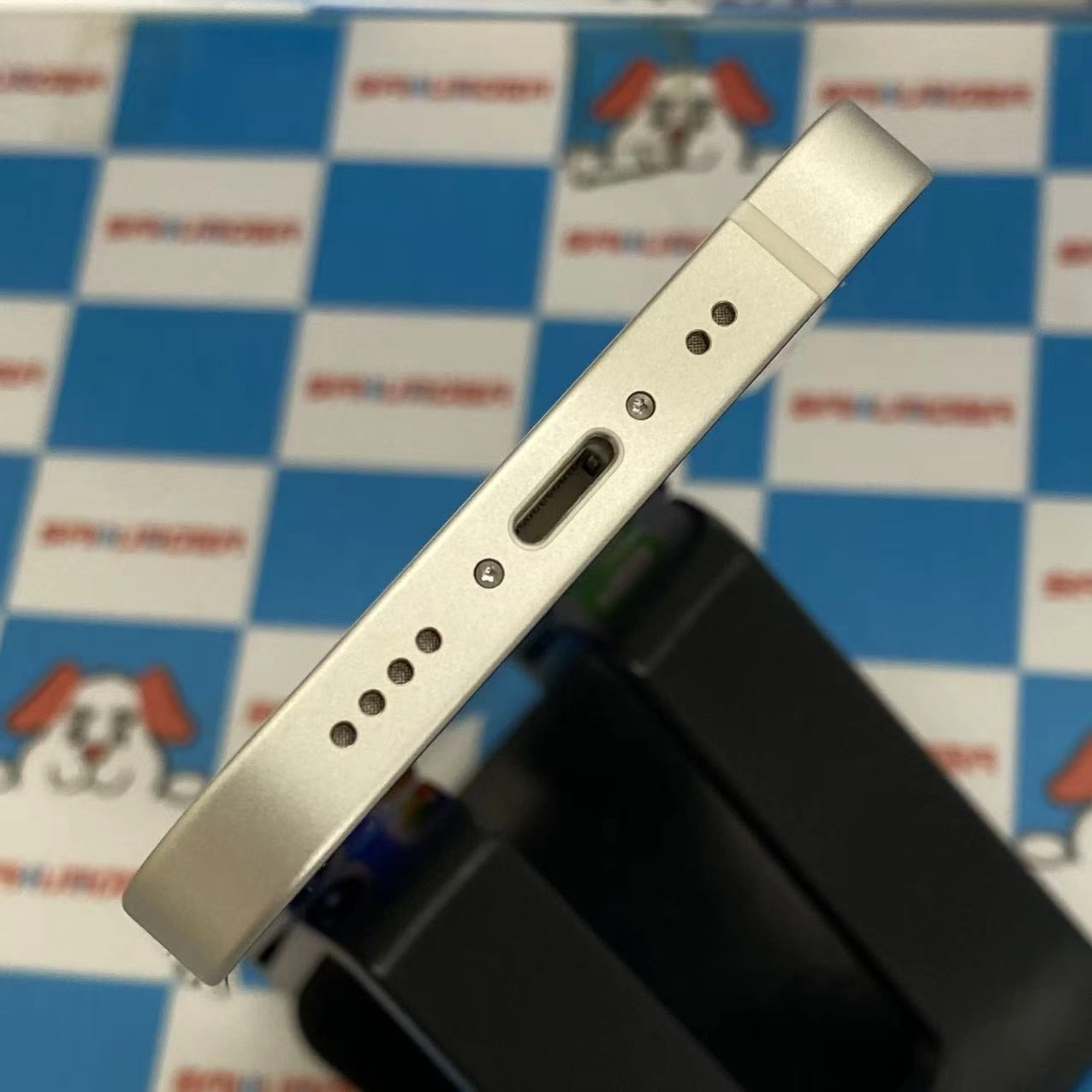 iPhone12 mini 64GB ホワイト MGA63J/A AU版SIMフリー極美品 au
