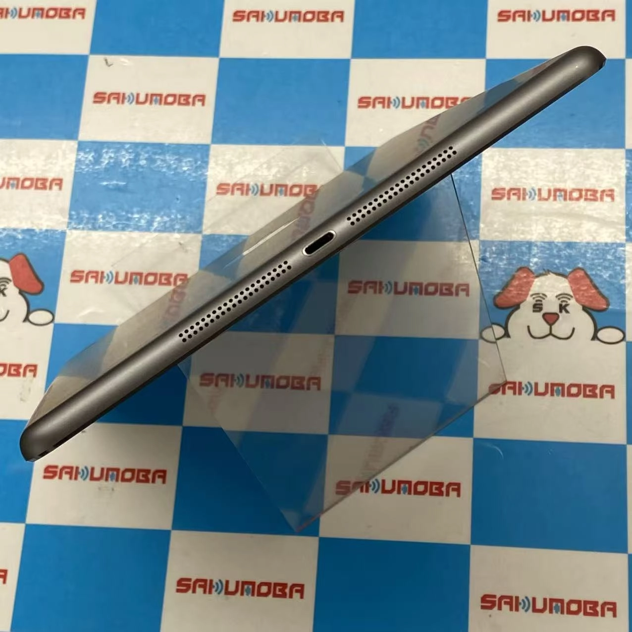 iPad Air 第1世代 Wi-Fiモデル 64GB スペースグレイ MD787J/A