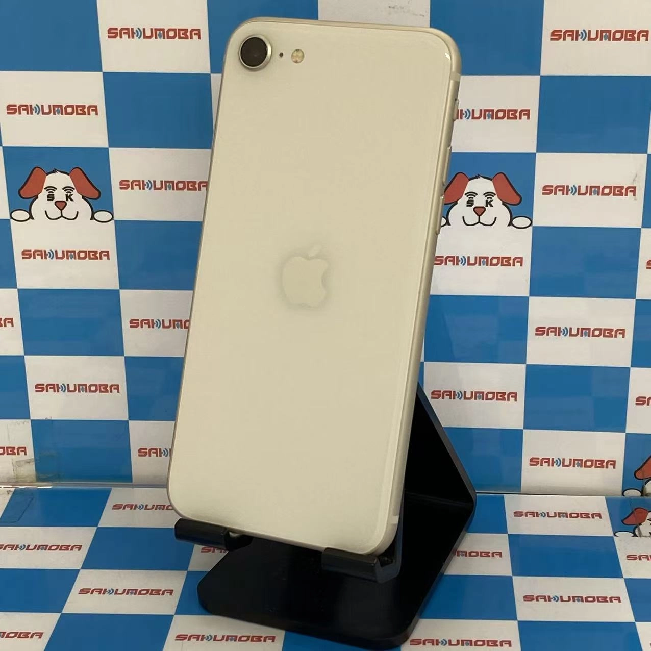iPhoneSE 第3世代 64GB スターライト MMYD3J/A docomo版SIMフリー極美品