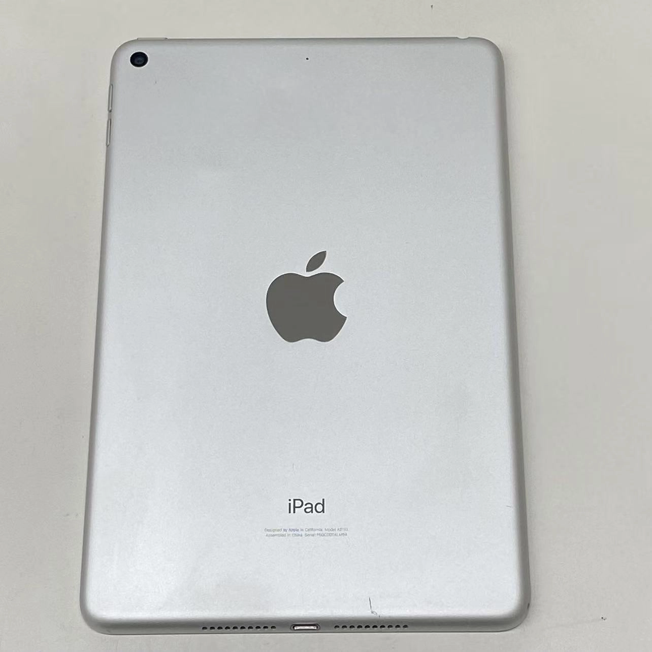 iPad mini 第5世代 Wi-Fiモデル 64GB シルバー NUQX2J/A ジャンク品