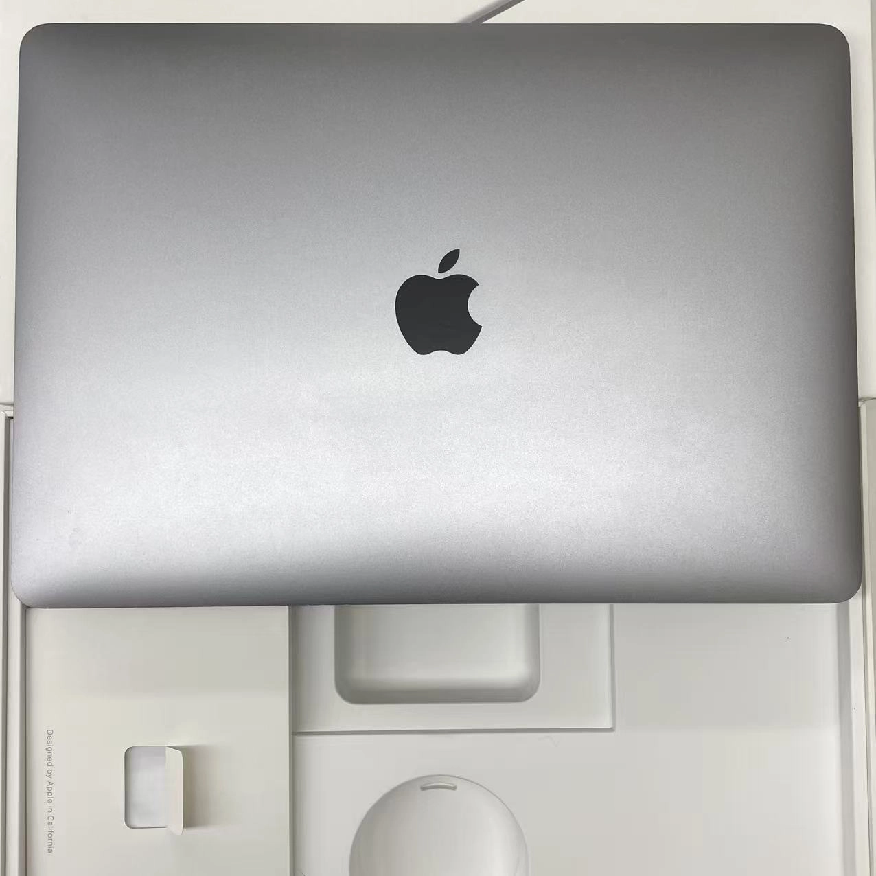 MacBook Pro 2017年 13インチ Core i5 8GB 128GB スペースグレー MPXQ2J/A 訳あり品
