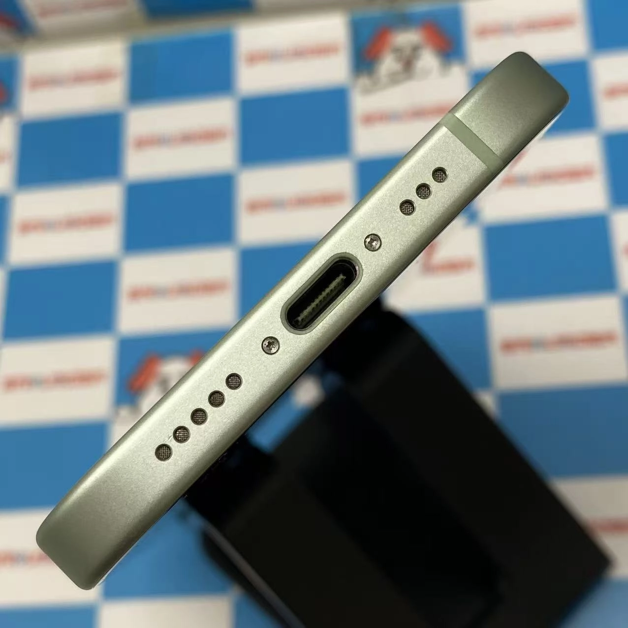 iPhone15 128GB グリーン MTMM3J/A SIMフリー 極美品