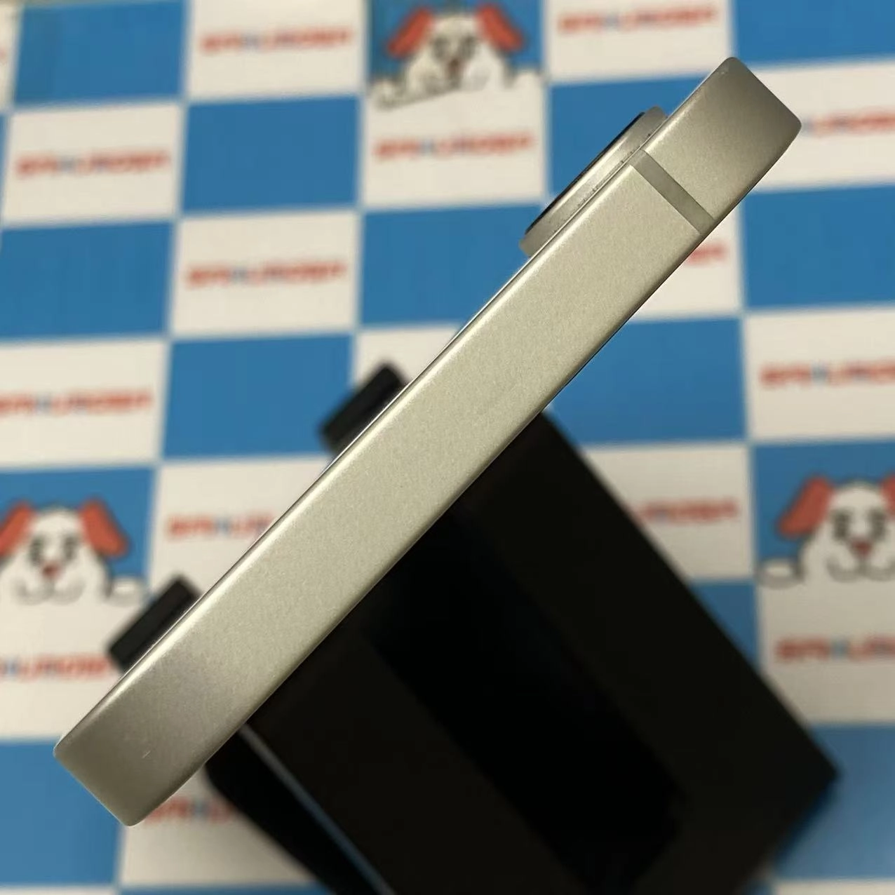 iPhone 16e 128GB ホワイト MD1R4J/A SoftBank版SIMフリー