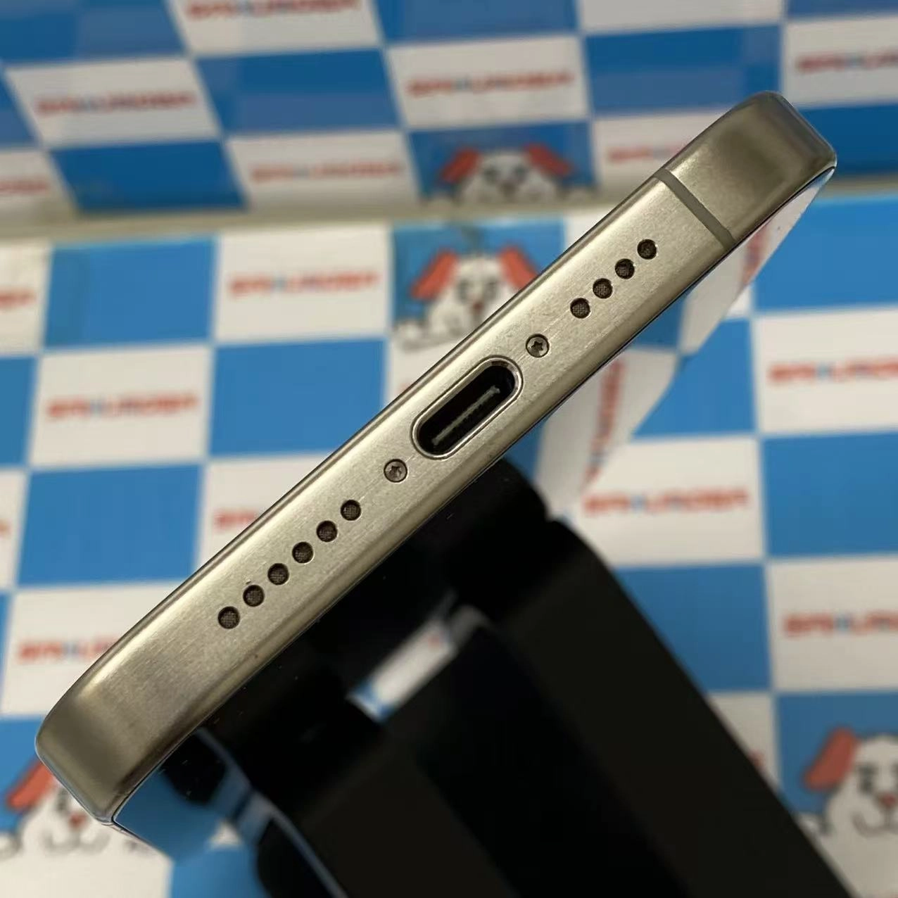 iPhone15 Pro Max 256GB ナチュラルチタニウム MU6R3J/A SoftBank版SIMフリー 美品